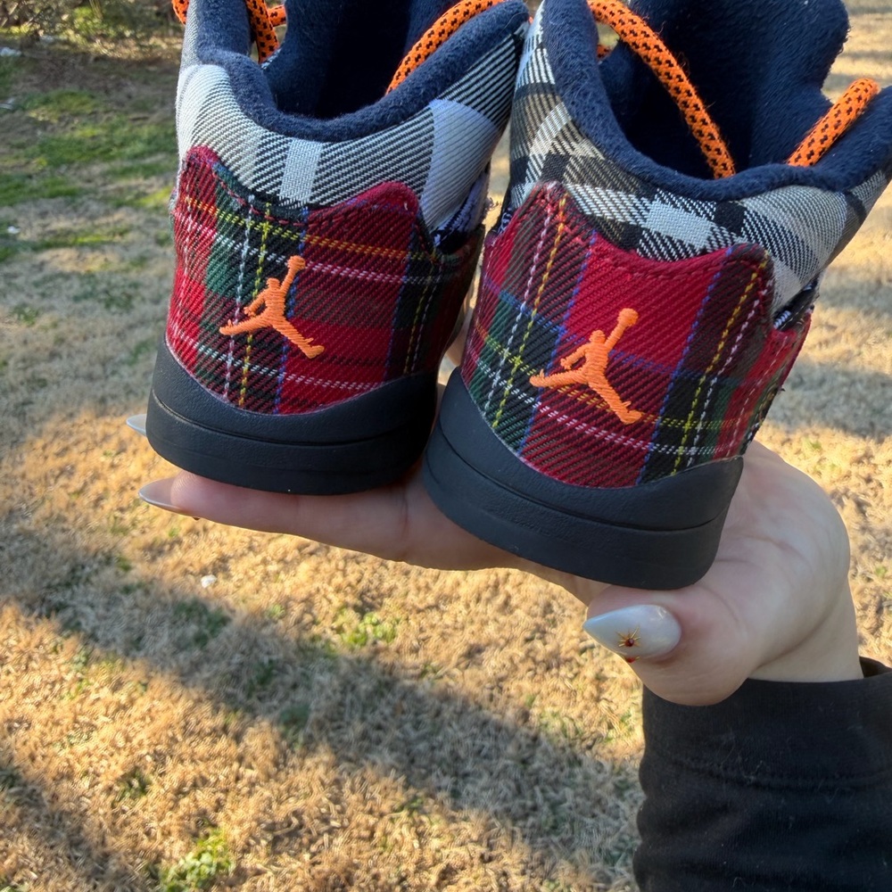 Air Jordan 5 Retro GS Plaid Multicolor Sneakers - Picture 4 of 6